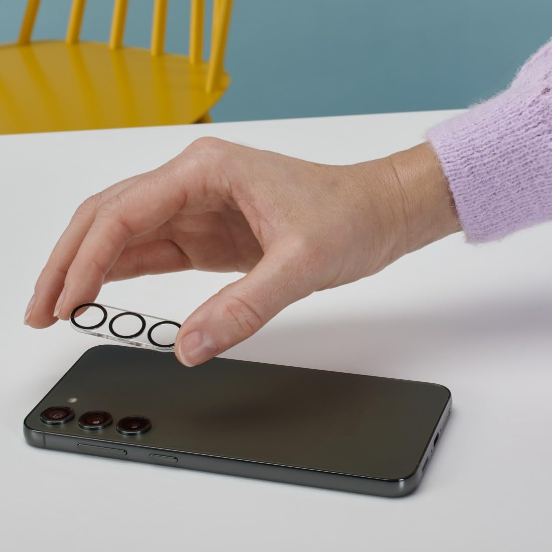 hama-kamera-schutzglas-f-r-samsung-galaxy-s23-und-s23-hartglas-f-r-kameralinsen- image 5