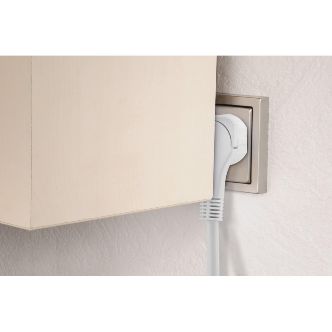 hama-verl-ngerungskabel-5-m-mit-schuko-flachstecker-wei-f-r-innenbereich image 3