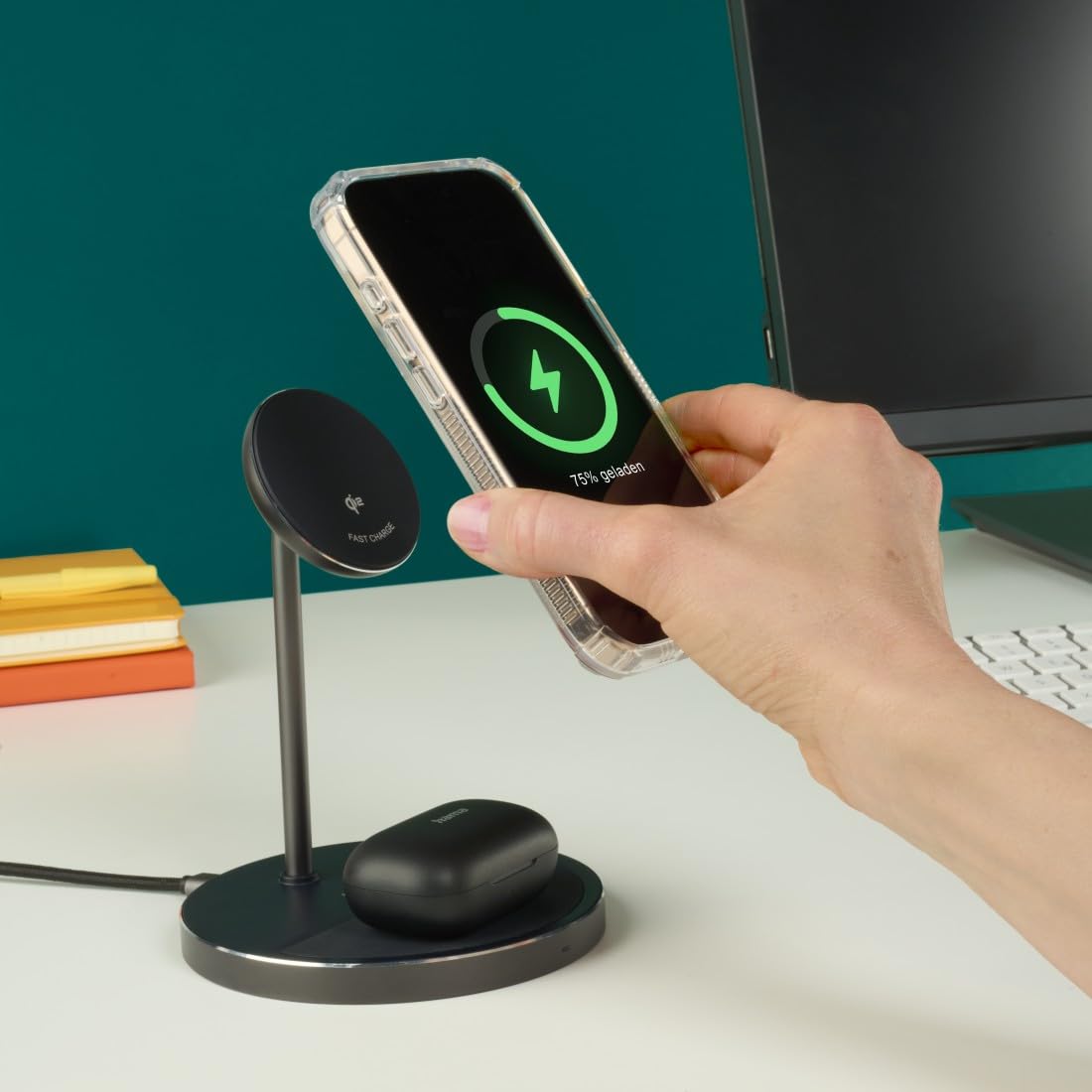 hama-3in1-qi2-ladestation-15-w-mit-magsafe-kompatibilit-t-und-apple-watch-ladefu image 4