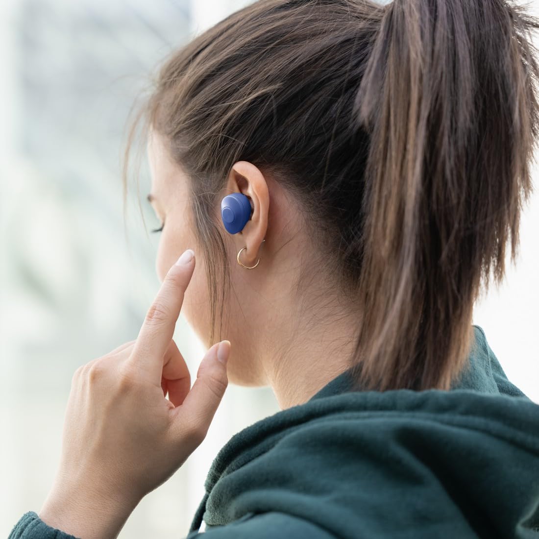 hama-freedom-buddy-true-wireless-earbuds-mit-ladebox-bluetooth-bass-boost-blau image 3