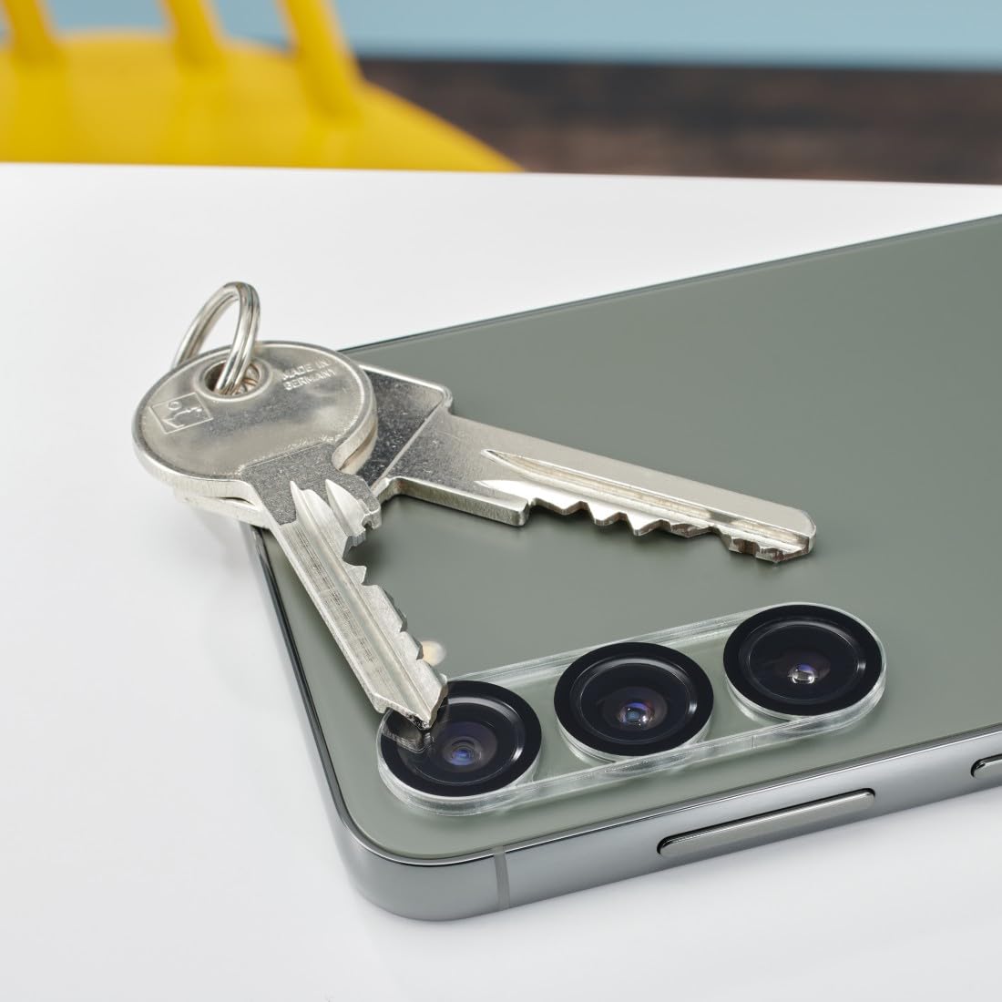 hama-kamera-schutzglas-f-r-samsung-galaxy-s23-und-s23-hartglas-f-r-kameralinsen- image 8