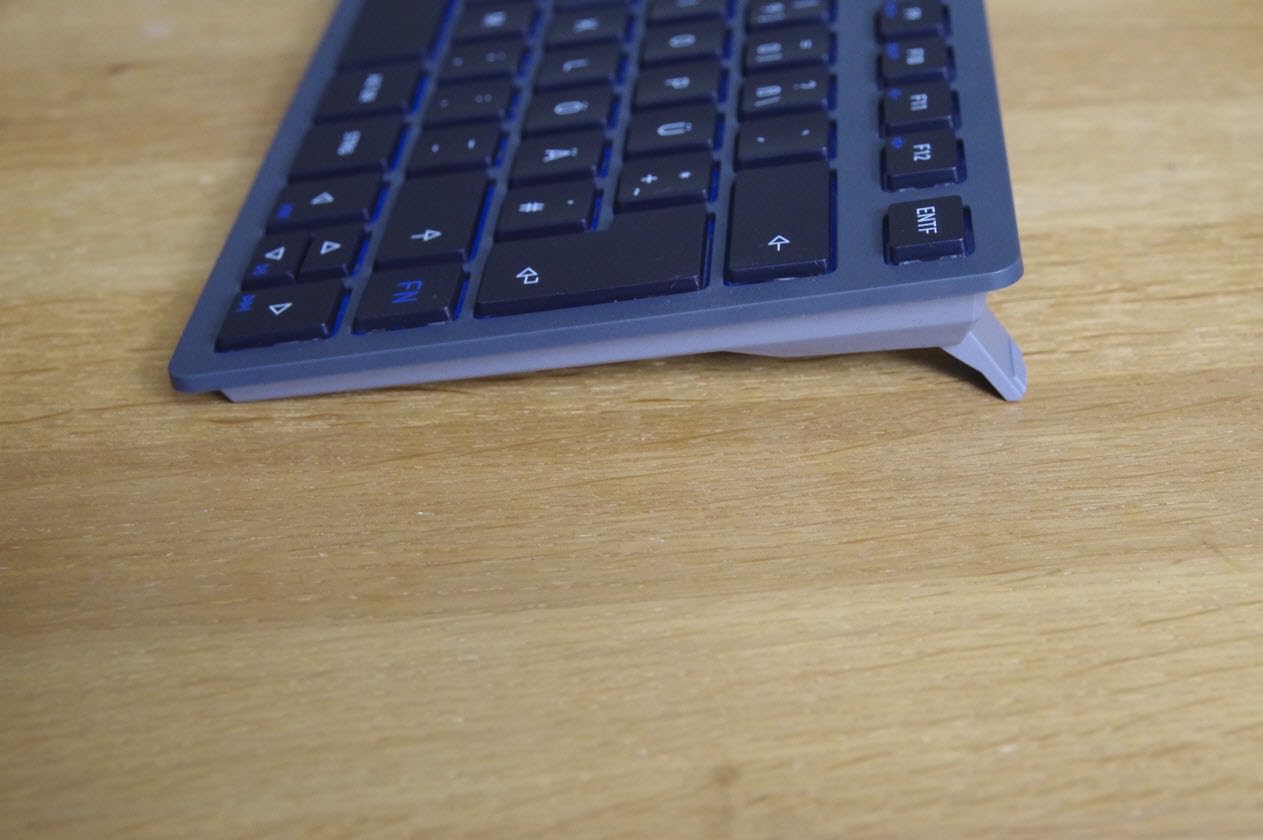 Gute Tastatur, gewöhnungsbedürftig