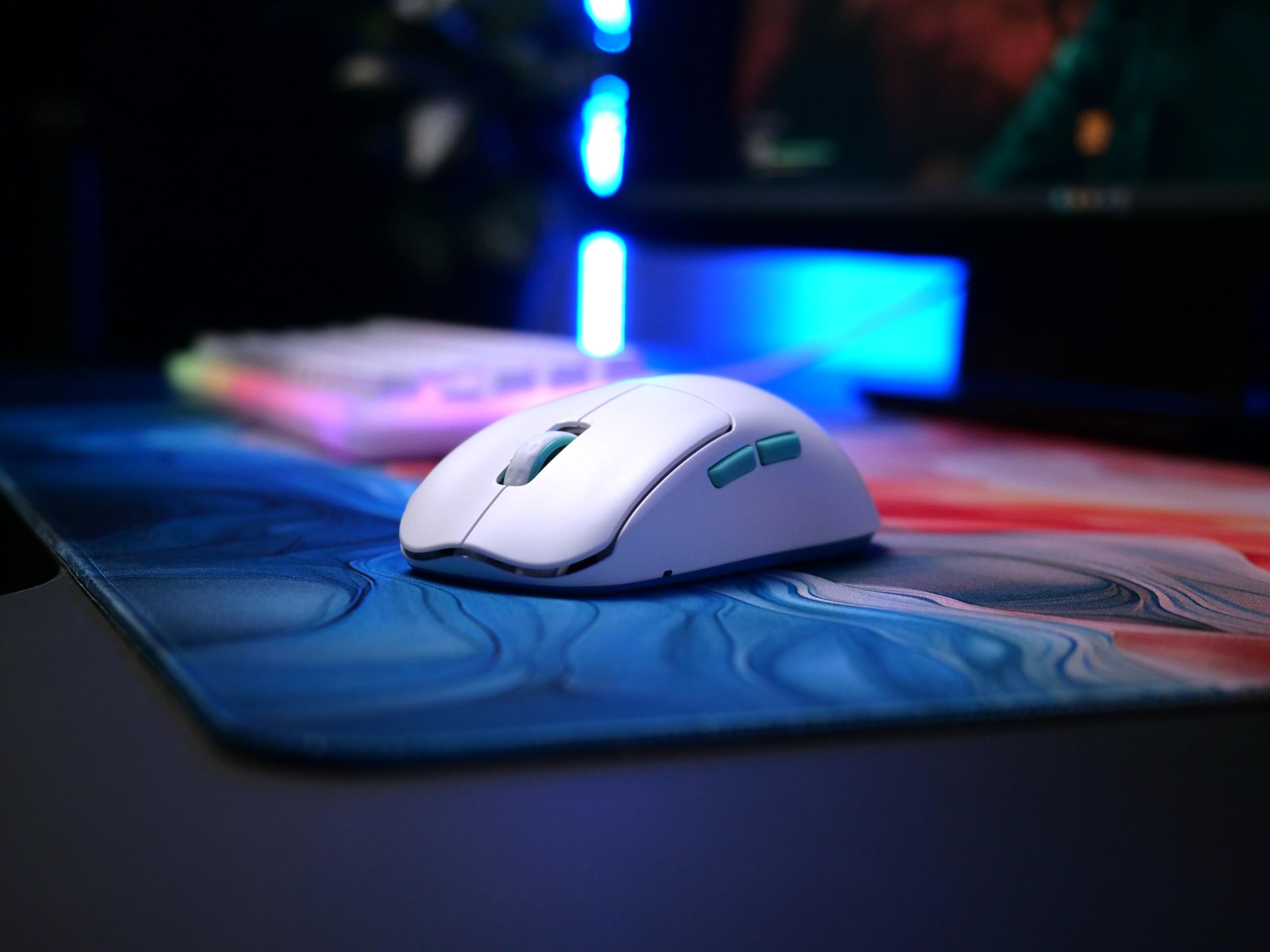 cherry-xtrfy-m68-wireless-gaming-maus-ultraleicht-53-g-symmetrisch-2-4-ghz-wei image 2