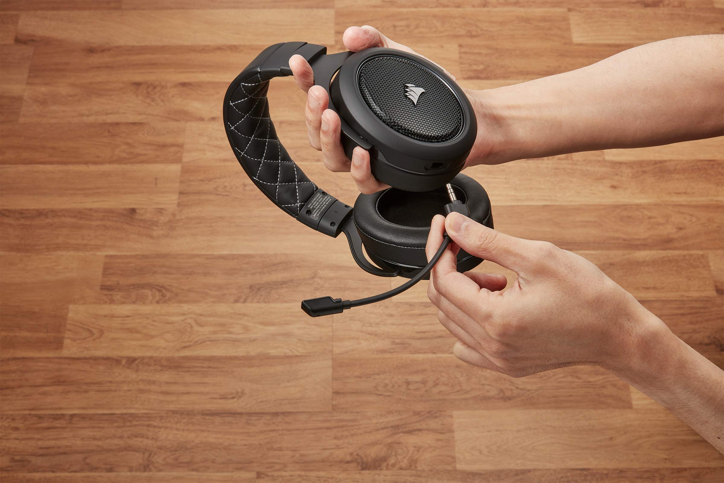 corsair-hs70-pro-wireless-gaming-headset-7-1-surround-2-4-ghz-abnehmbares-mikrof image 8