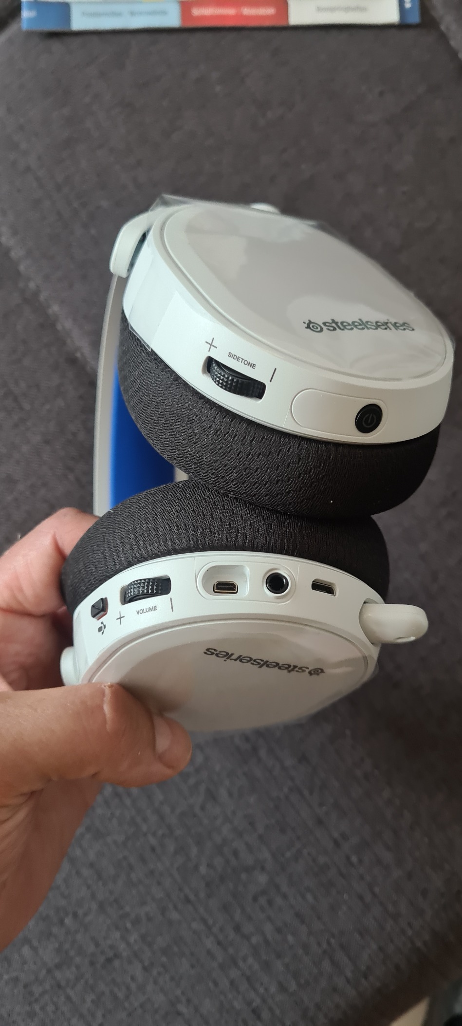 Top Headset
