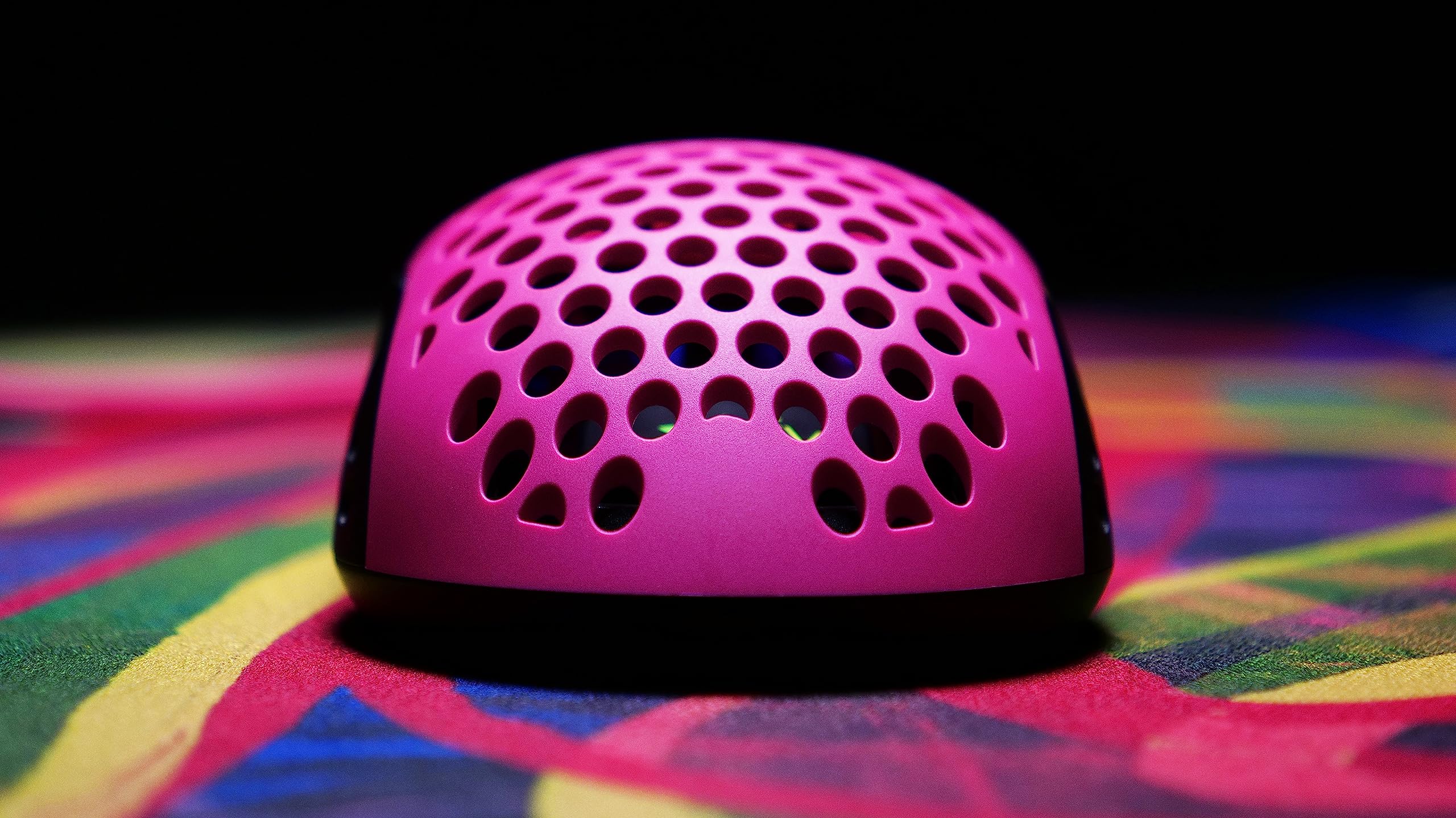 xtrfy-m42-rgb-gaming-maus-ultraleicht-kabelgebunden-pixart-3389-modulares-geh-us image 5