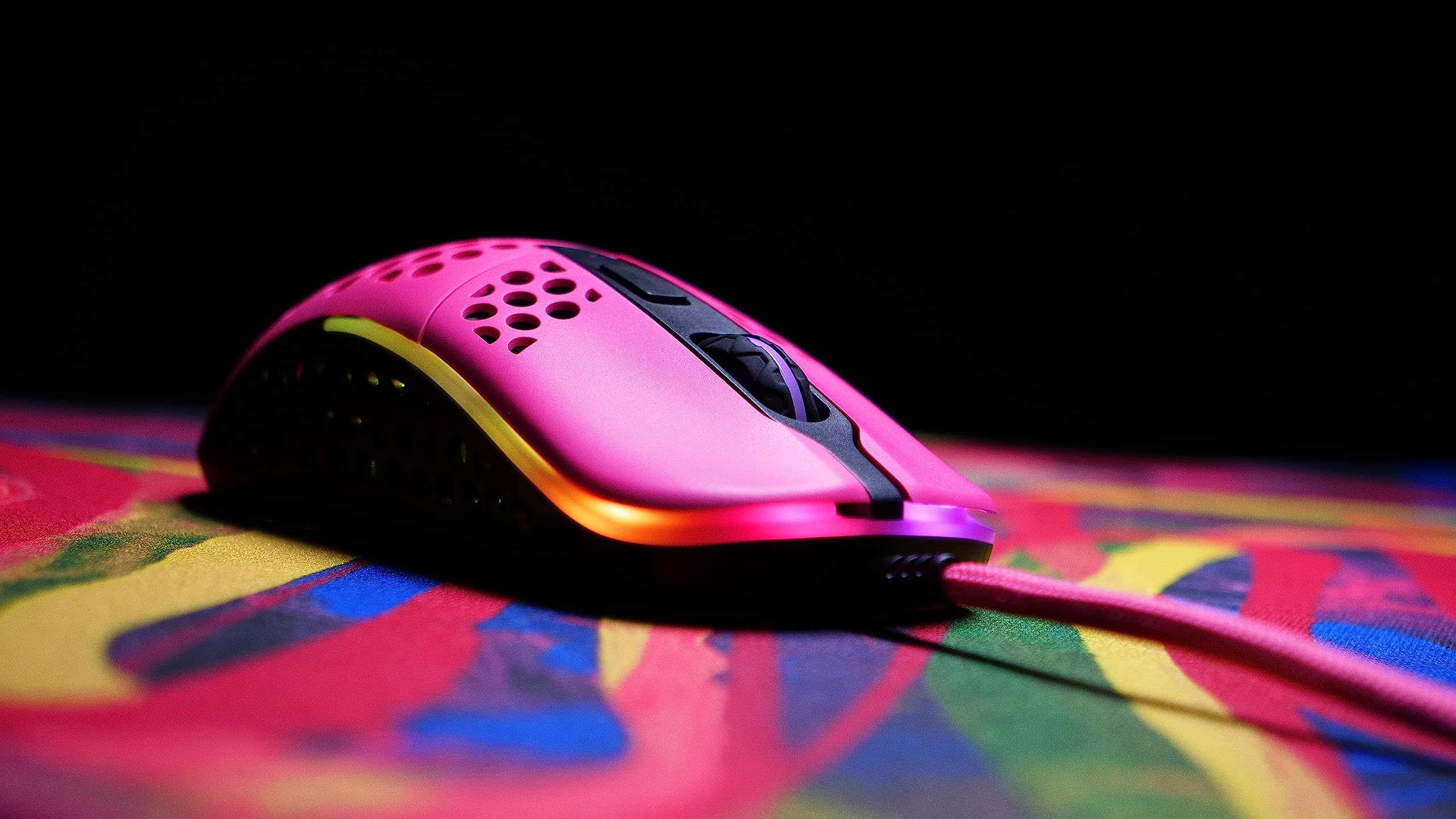 xtrfy-m42-rgb-gaming-maus-ultraleicht-kabelgebunden-pixart-3389-modulares-geh-us image 4